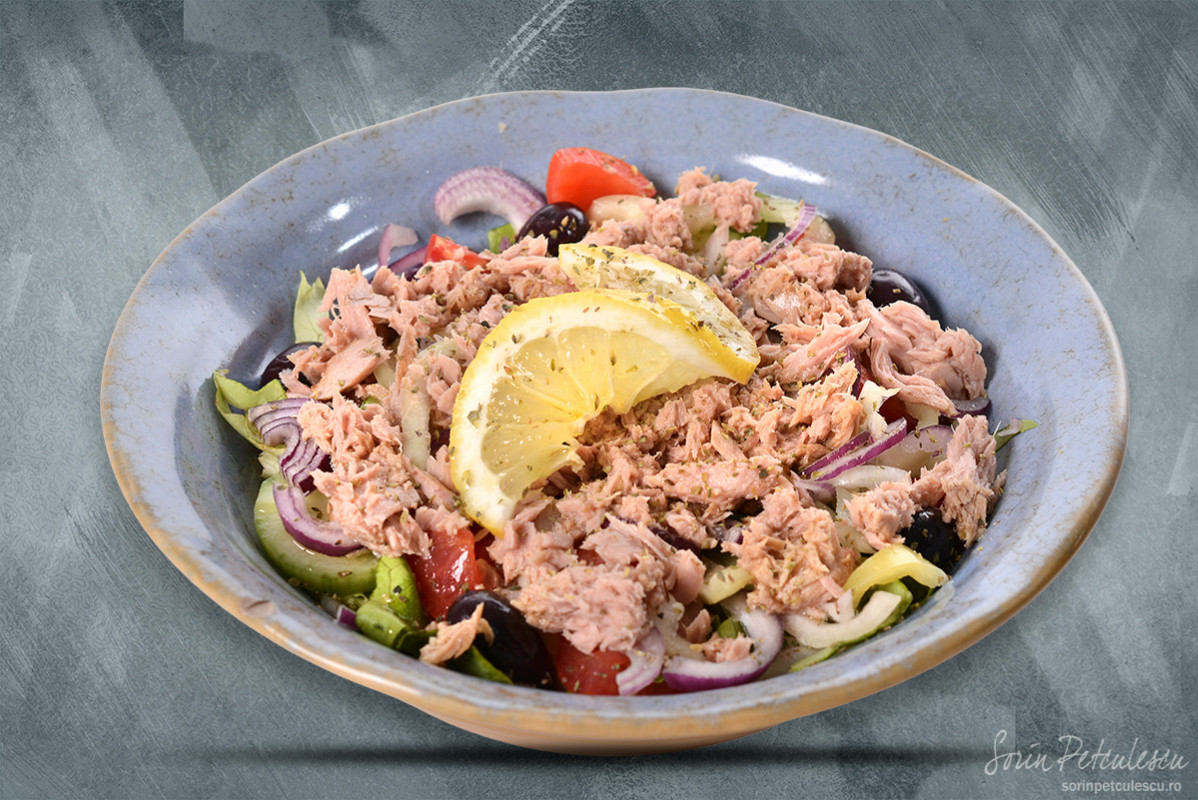 Salata ton1